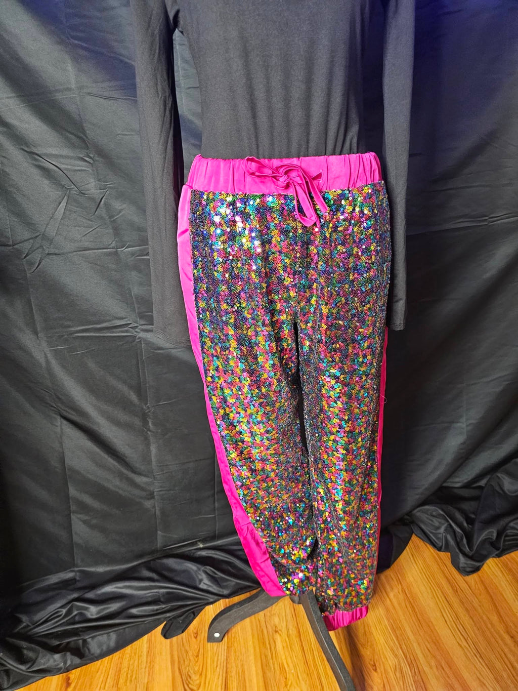 WOMEN'S ELASTIC WAIST POCKETS SEQUINS JOGGER PANTS
